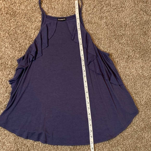 ⭐️Express Ruffle Tank Top - Picture 6 of 7
